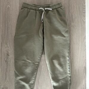 EB Signature Fleece Sweatpants